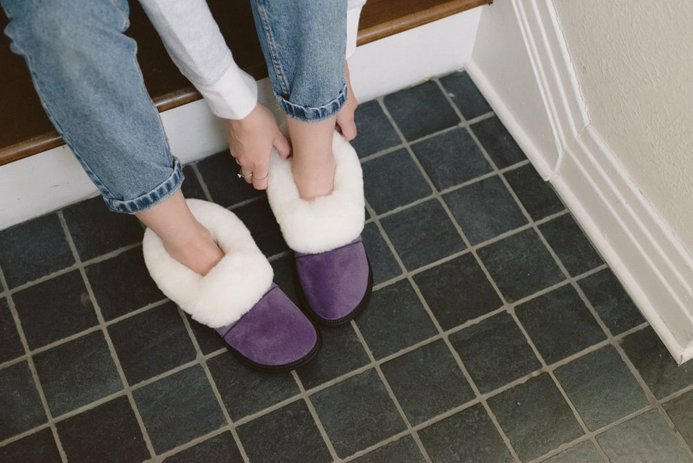5 signs it's time to replace your slippers.