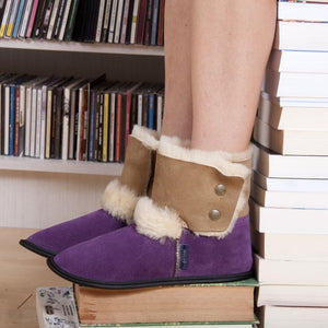
            
                Load image into Gallery viewer, Women&amp;#39;s Purple Reversed Sheepskin Bootie Slippers with Books
            
        