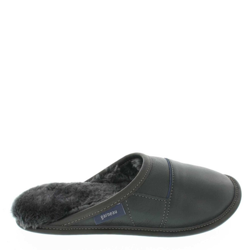
            
                Load image into Gallery viewer, Men&amp;#39;s Black Leather and Black Sheepskin Mule Slippers
            
        