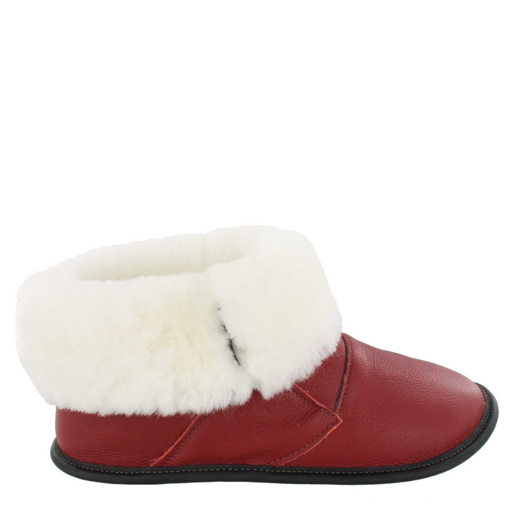 
            
                Load image into Gallery viewer, Women&amp;#39;s Red Leather and Sheepskin Shin Hugger Slippers
            
        