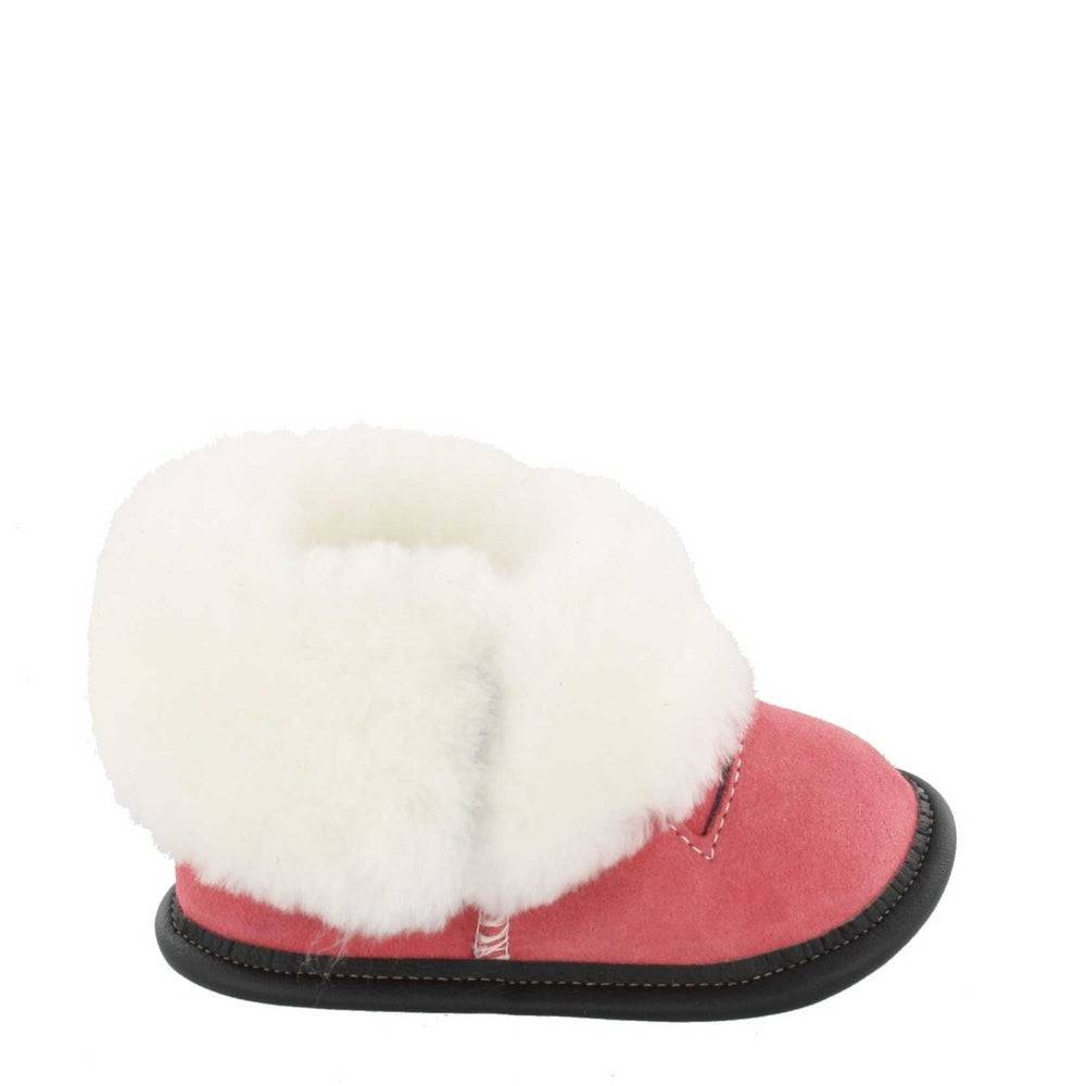 
            
                Load image into Gallery viewer, Kids&amp;#39; Pink Playmate Sheepskin Slippers
            
        
