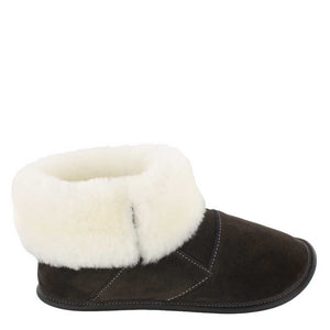 
            
                Load image into Gallery viewer, Men&amp;#39;s Brown Suede and Sheepskin Shin Hugger Slippers
            
        